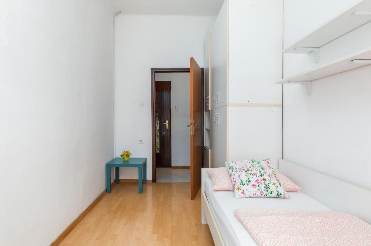 Apartment Ana Fažana Esterno foto