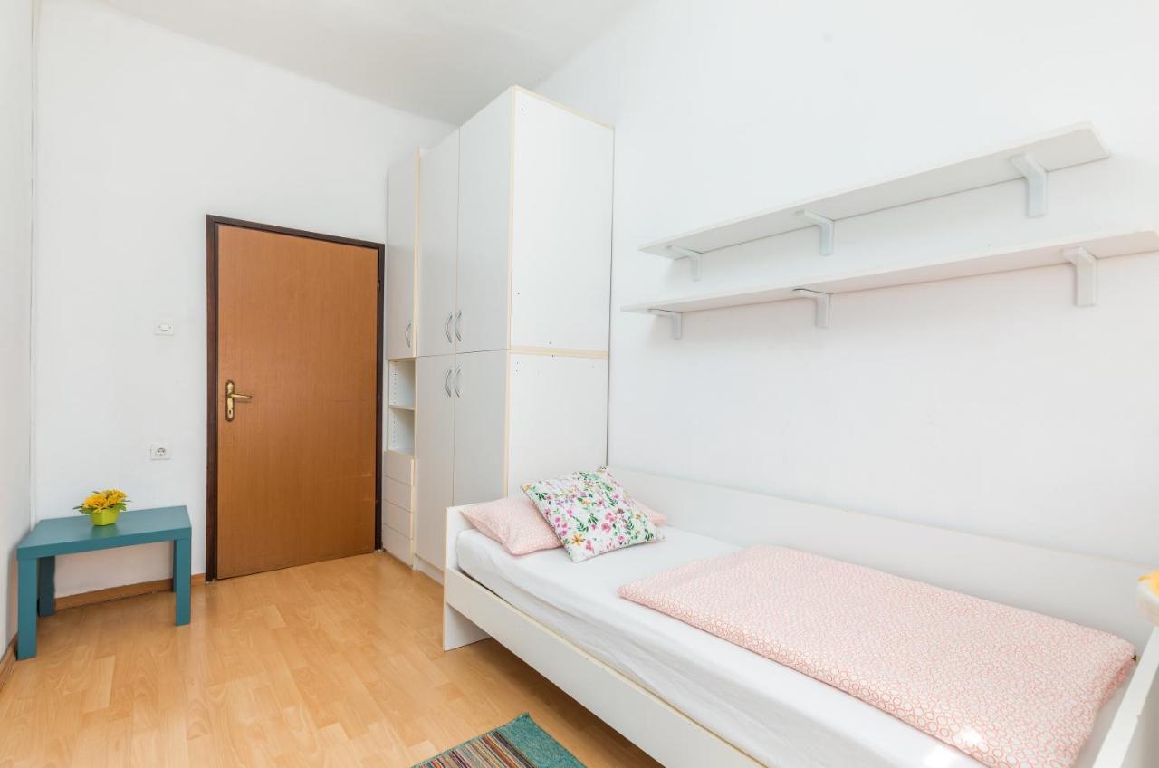 Apartment Ana Fažana Esterno foto